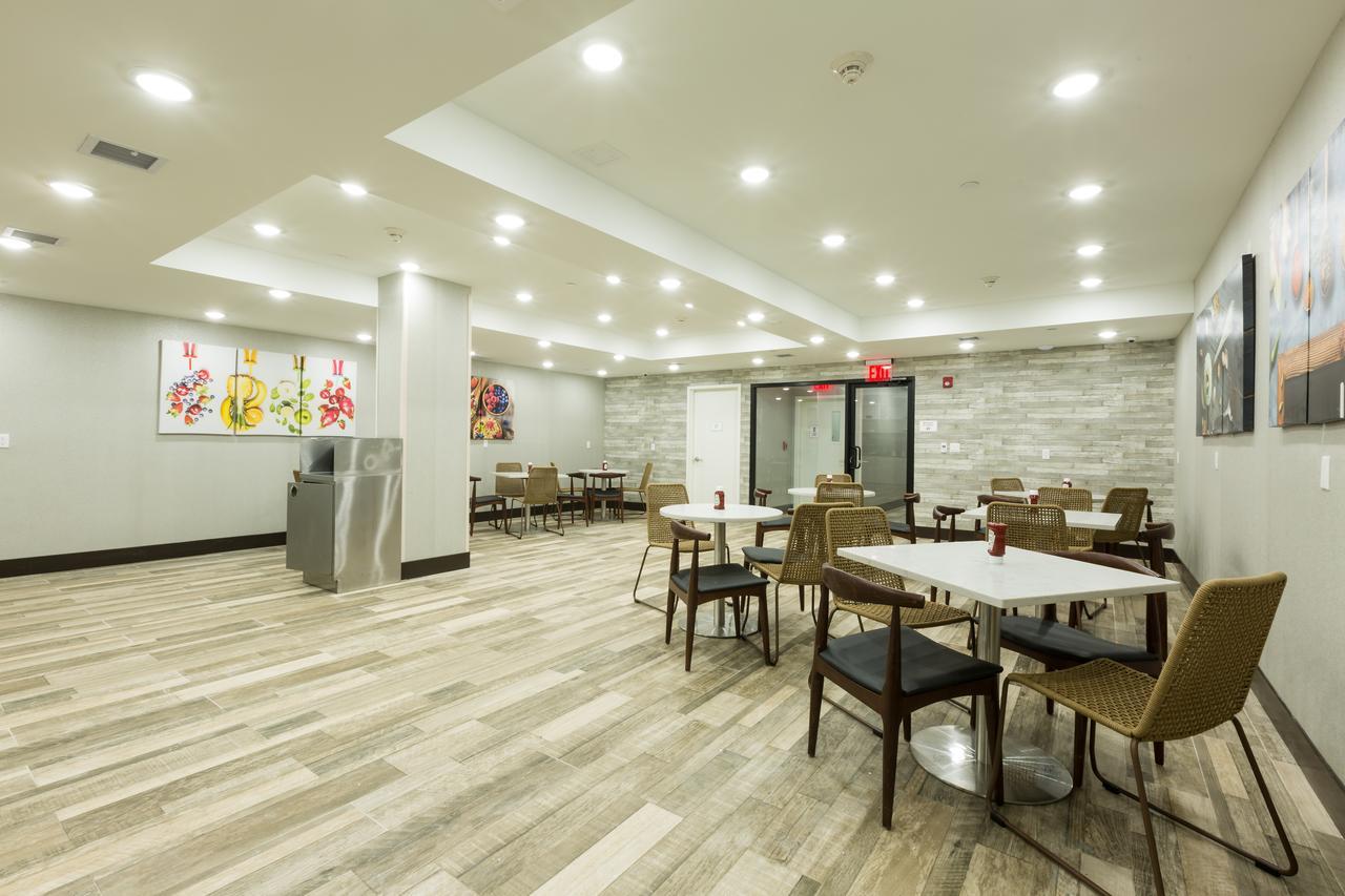Hotel Ninety Five - Jfk Airport Нью-Йорк Экстерьер фото